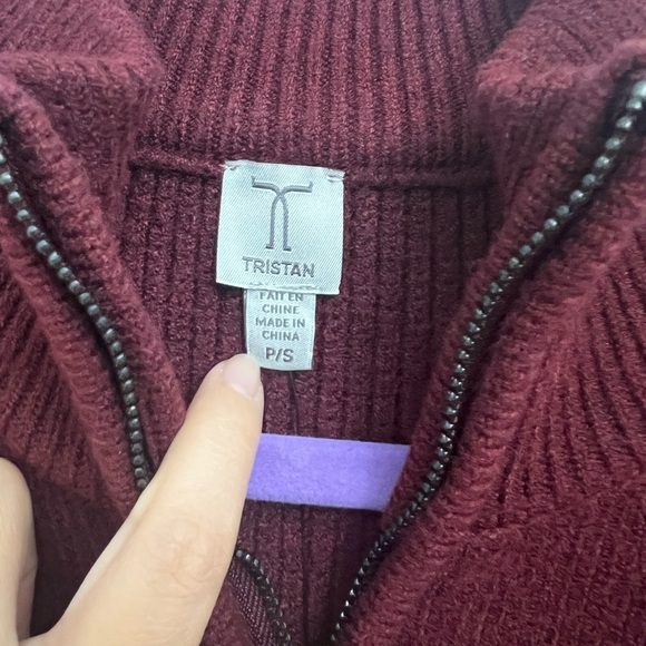 NWT Tristan Sweater Vest - Picture 2 of 8